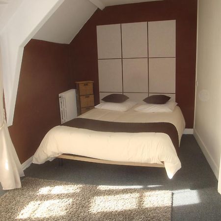 Auberge Du Chateau Châteauneuf-dʼIlle-et-Vilaine 외부 사진